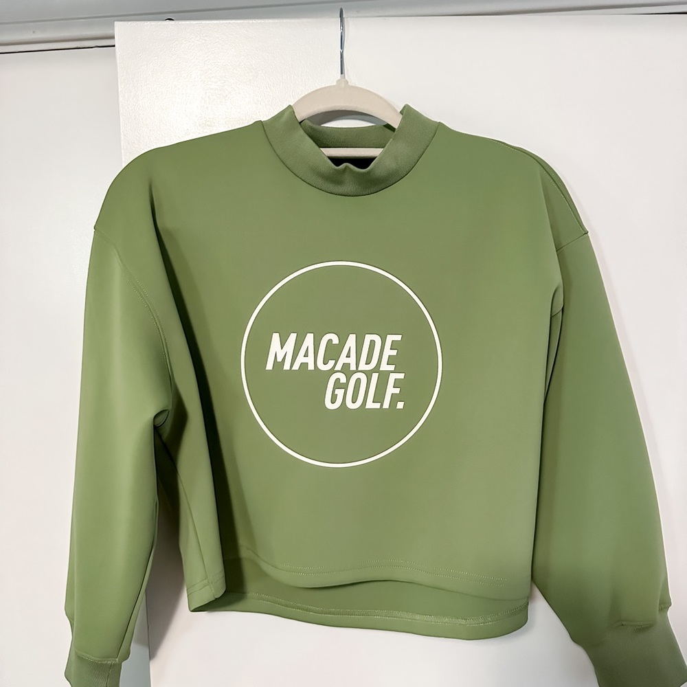 Macade Golf woman’s sweatshirt